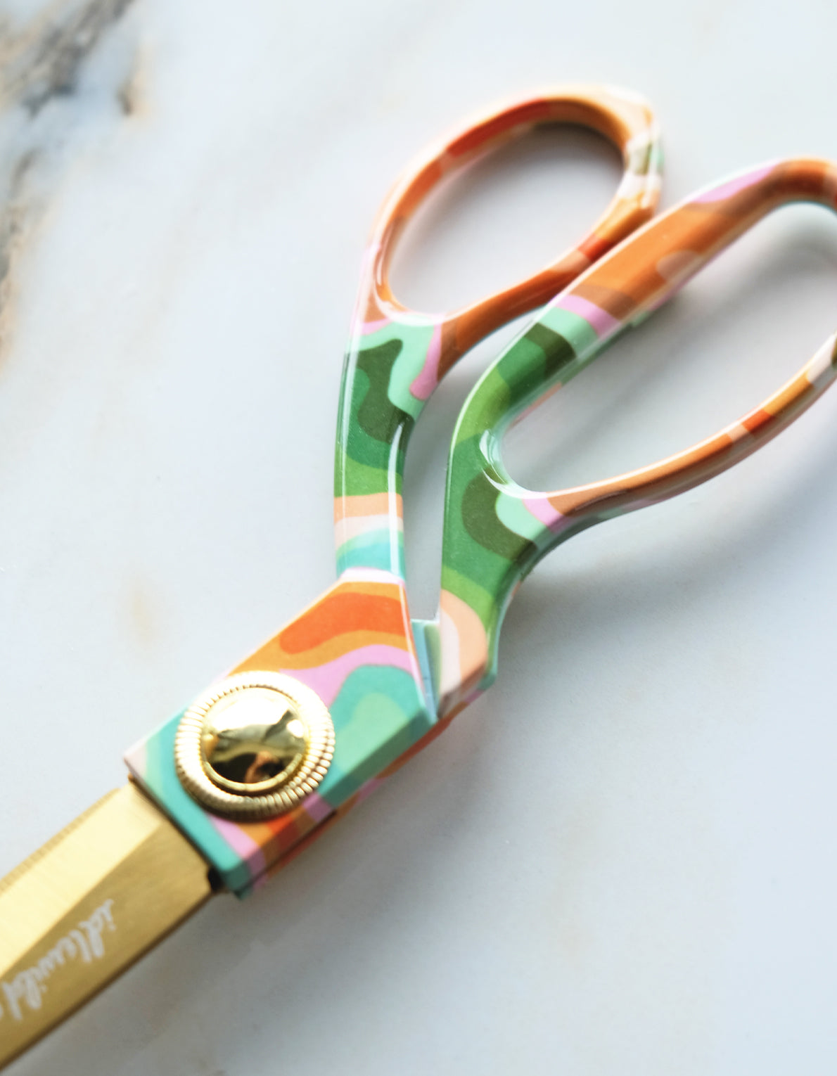 Designer Scissors | Marbled Rainbow