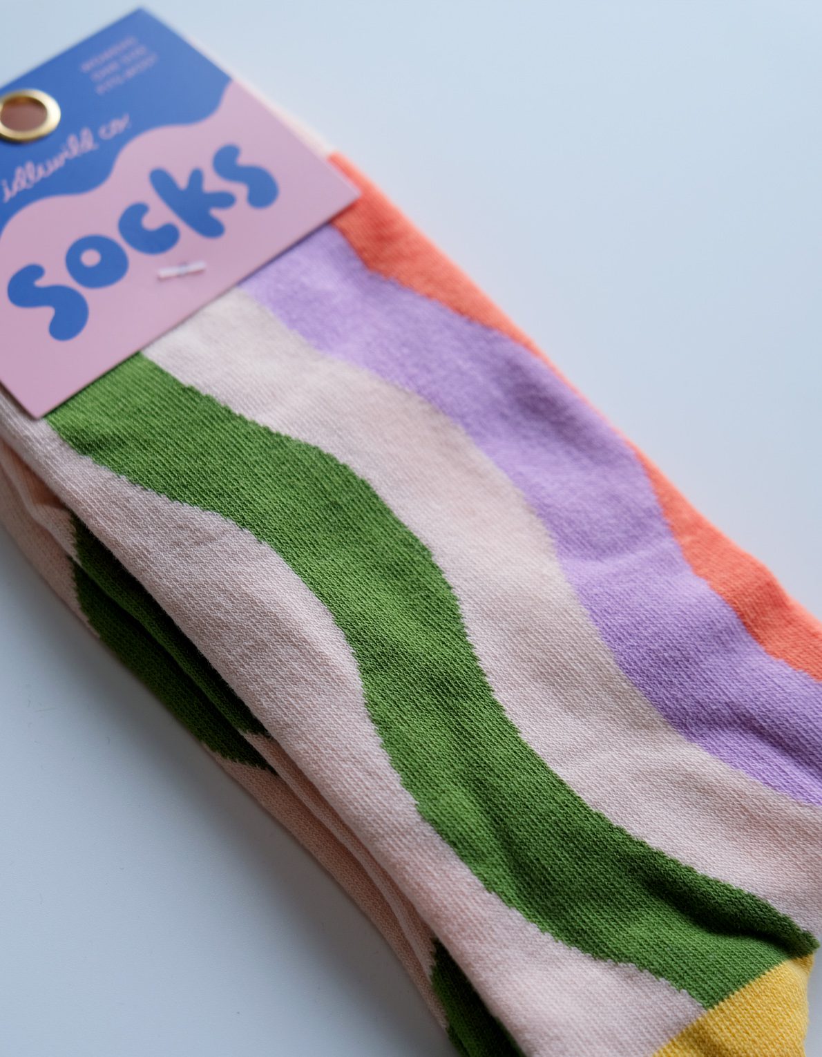 Crew Socks | Rainbow Waves